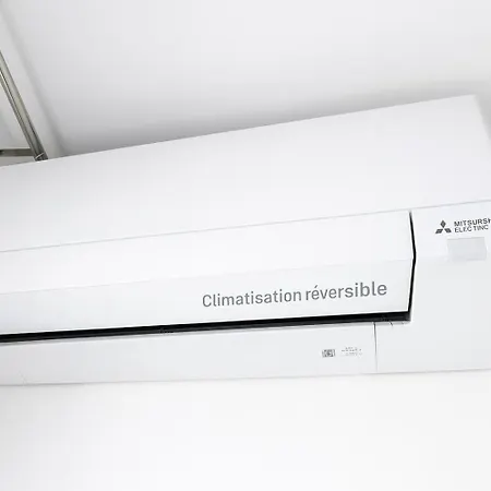 Centre 3 Pièces 70m2 Avec Climatisation *